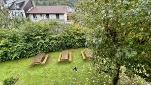 屋外ダイニングエリア