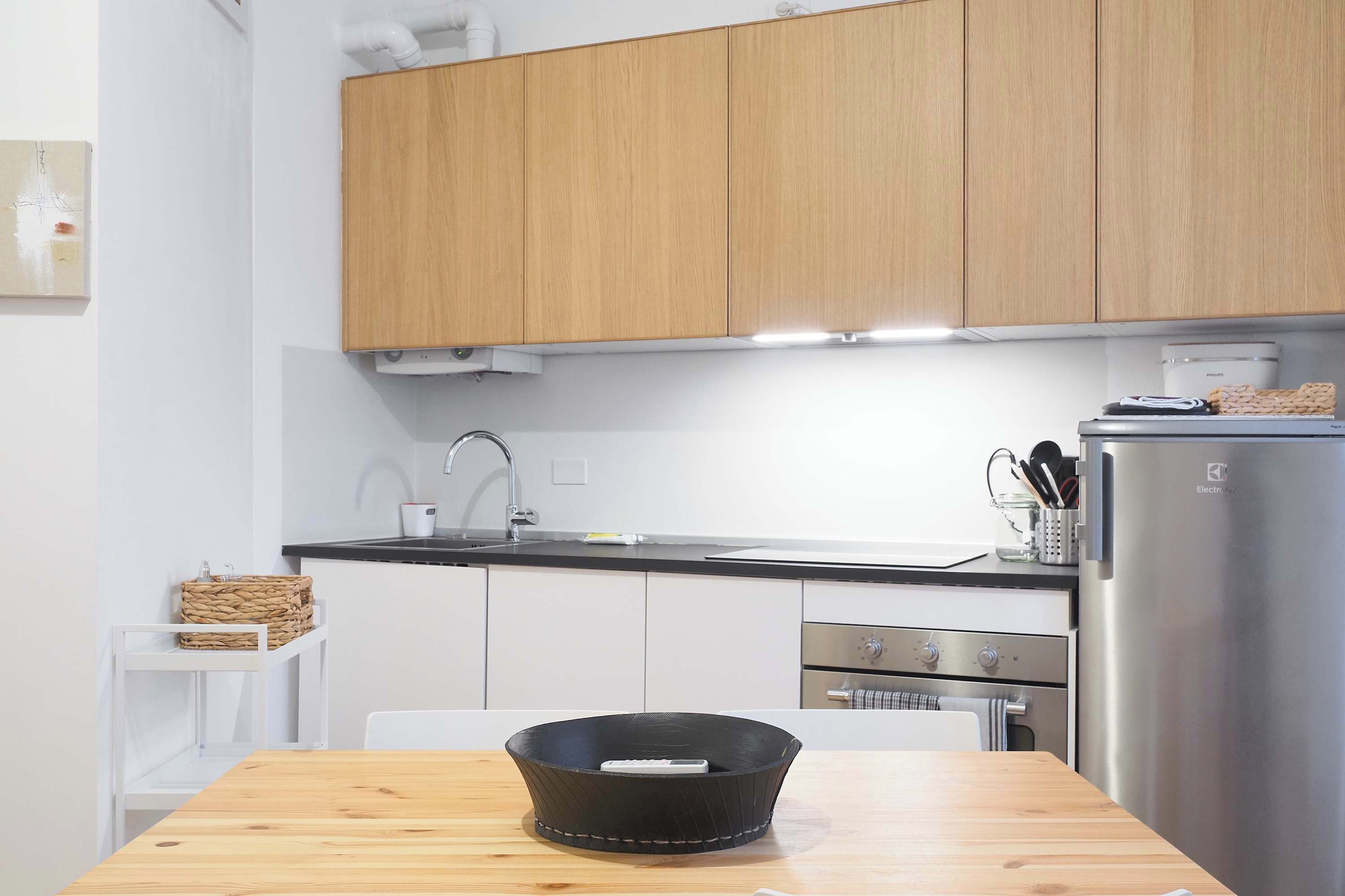 Réfrigérateur, four, plaque de cuisson, lave-vaisselle