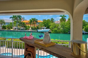 Property grounds - Duck Key Retreat: 3BR+Bonus, Private Pool & Waterfront Dockage (Duck Key)