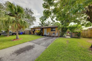House (1 Bedroom) | Interior - Pet-friendly Fort Lauderdale Home: 8 Mi to Beach! (North Lauderdale)