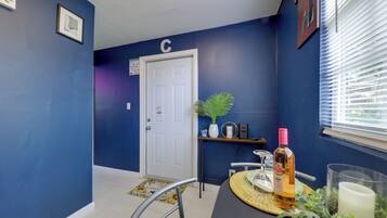 House (1 Bedroom) | Interior