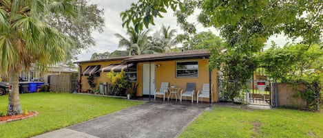 House (1 Bedroom) | Interior