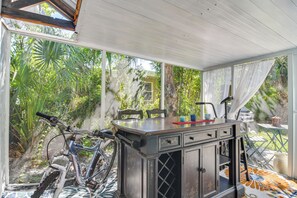 Apartment (0 Bedroom) | Interior