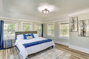 Ev (4 Bedrooms) | İç mekân