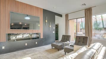 Casa (2 Bedrooms) | Interior