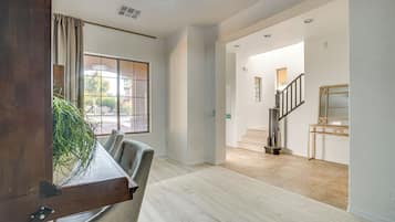 Casa (2 Bedrooms) | Interior