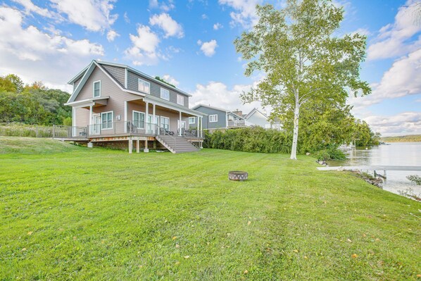 House (5 Bedrooms) | Front of property