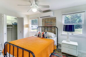 Cottage (1 Bedroom) | Interior - Walk to Beach: Pet-friendly Gem in Scotland! (Scotland)