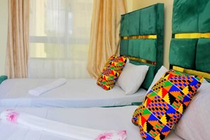 Didekorasi berbeda-beda dan dilengkapi dengan perabotan berbeda-beda