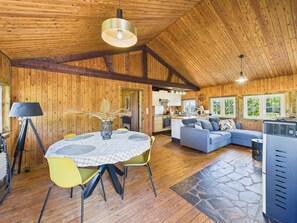 Televisie en een open haard