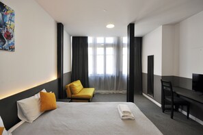 Deluxe Double Room, River View | Desk, laptop workspace, blackout drapes, soundproofing - Meidan Inn (Tbilisi)