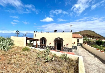 Incredible Rural House with Beautiful Panoramic Views