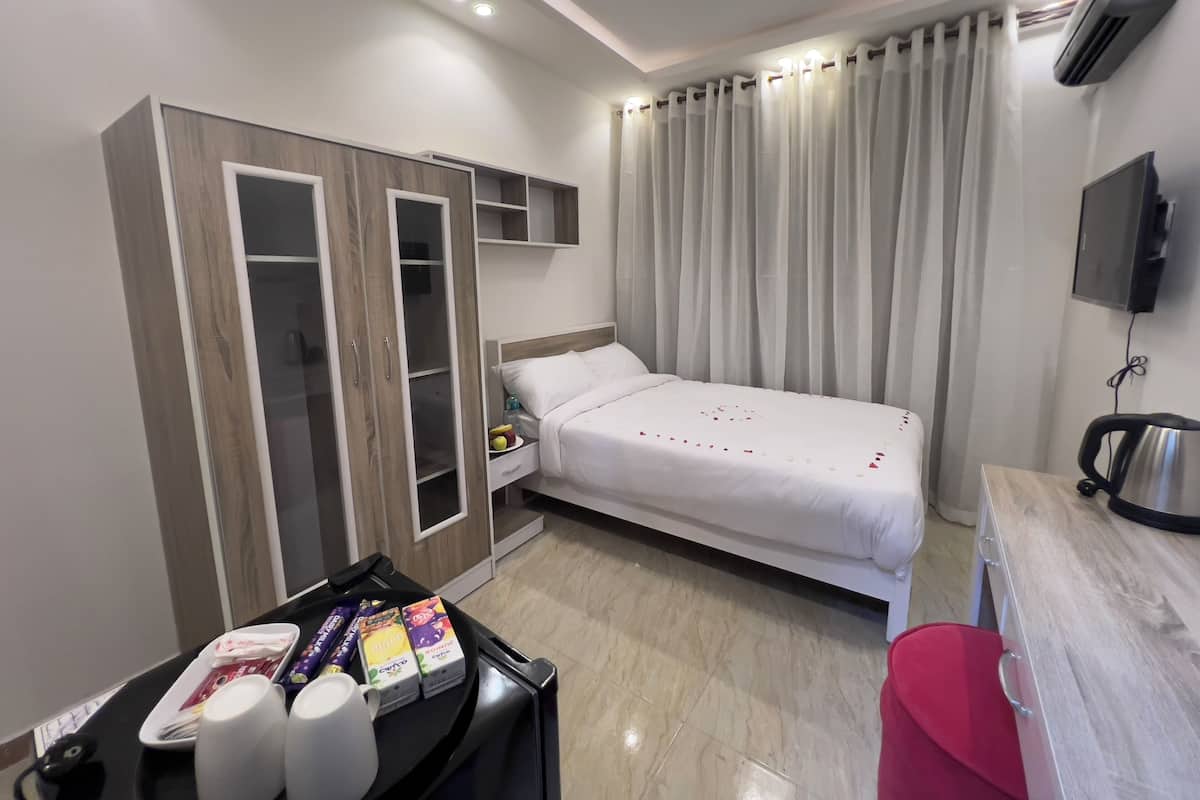 Deluxe Single Room, Mountain View | Soundproofing