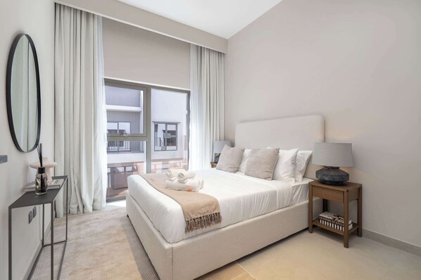 4 Schlafzimmer, Schreibtisch, Bügeleisen/Bügelbrett, WLAN