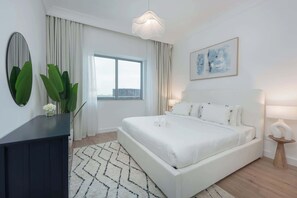 2 slaapkamers, een bureau, wifi