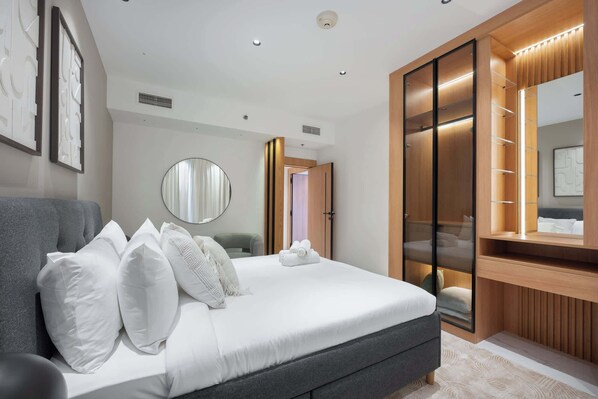 2 bedrooms, iron/ironing board, WiFi - StayShort - Luxurious 2-Bedroom Apartment perfect for families in Dubai Marina (Dubai)