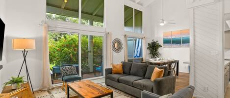 Condo, 2 Bedrooms | Living area | Smart TV