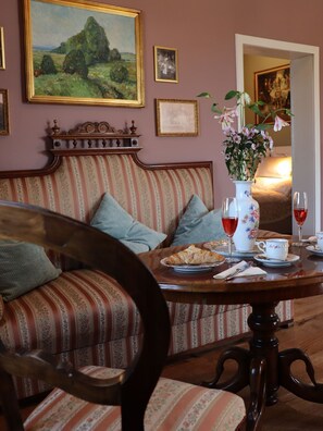 Dining - Vacation apartment with history.Alban Berg Villa Trahütten! Pet friendly!  (Trahütten)