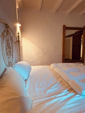 2 chambres, lit parapluie, Wi-Fi, draps fournis