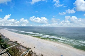 On the beach - ☀️Incredible Ocean Views-2BR Ocean Villa 1803☀️ (Panama City Beach)