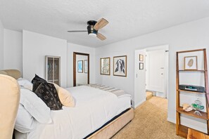 4 bedrooms, iron/ironing board, free WiFi, bed sheets - 20% Off June 4-7 Perfect For Families, Private Spa (Oxnard)