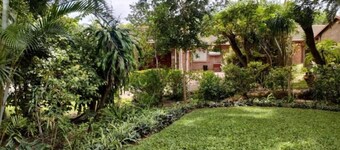 Mi casa es su casa! At El Sueno de Africa