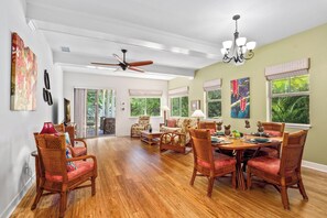 Dining - Includes Mauna Lani Beach Club Pass.  705 Kulalani (Mauna Lani Resort)