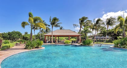 Includes Mauna Lani Beach Club Pass. 705 Kulalani