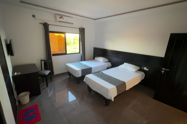 Comfort Room, City View | Desk, laptop workspace, soundproofing, iron/ironing board