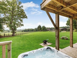 Terrace/patio - Breidden Lodge-UK41037 (Sweeney, near Oswestry)