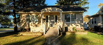 Lovely 2-bedroom house in Cleveland  w ac