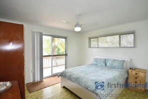 3 bedrooms, iron/ironing board