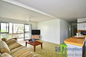 リビング エリア