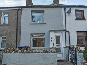Exterior - 2 bedroom accommodation in Bootle (Bootle)