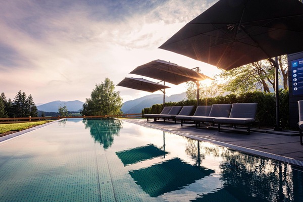 Apartment | Pool | Outdoor pool