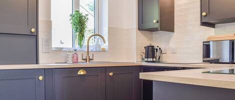 Dishwasher, highchair