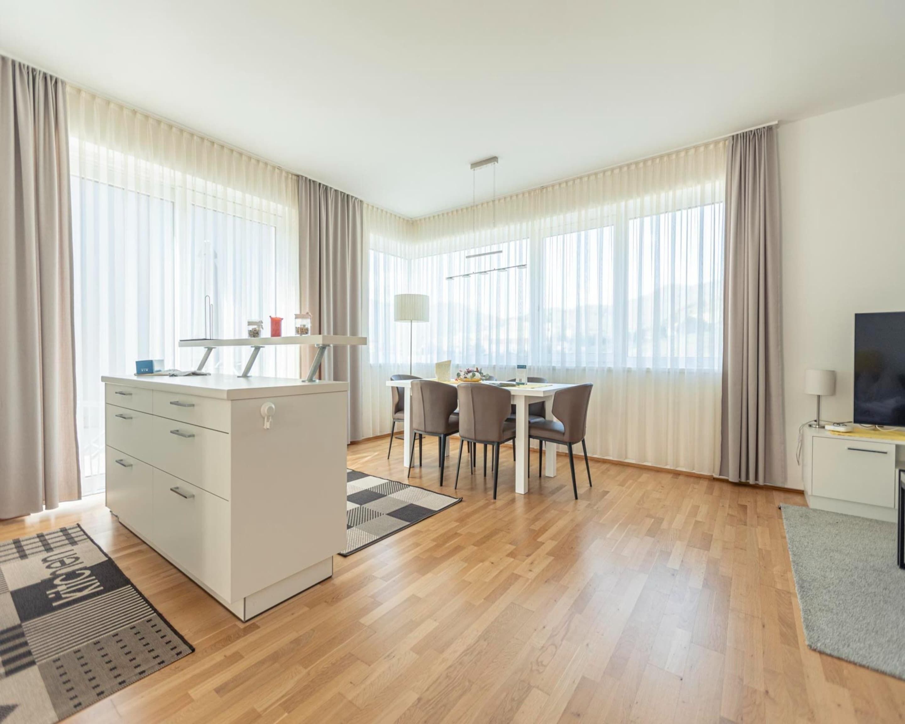 Chalet | Tempat makan