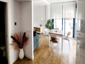 House | Dining - Modern Holiday Home With Terrace (Fuengirola)