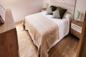 2 bedrooms, bed sheets - Modern Holiday Home With Terrace (Fuengirola)