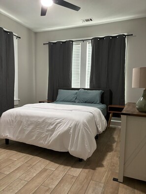1 bedroom, iron/ironing board, internet, bed sheets