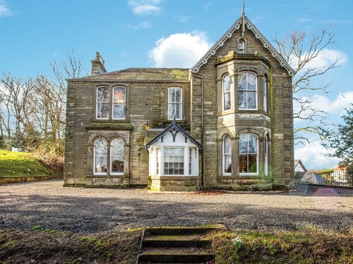 7 bedroom accommodation in St Andrews