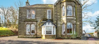 7 bedroom accommodation in St Andrews