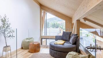 Apartment | Living room