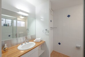 Hair dryer, towels