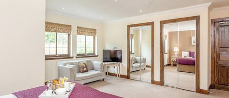 5 habitaciones, wifi gratis y ropa de cama