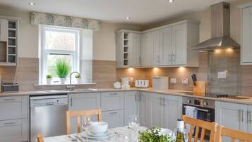 Dishwasher, highchair