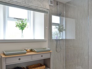 Towels - 3 bedroom accommodation in Arbroath (Arbroath)