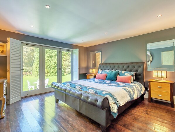 1 bedroom, free WiFi, bed sheets - Stunning property with views of woodland and all that nature has to offer. (Near Balcombe)