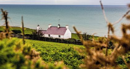 2 bedroom accommodation in Trefor