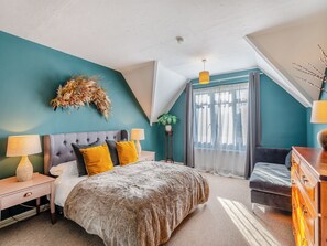 8 soverom, wi-fi (inkludert) og sengetøy